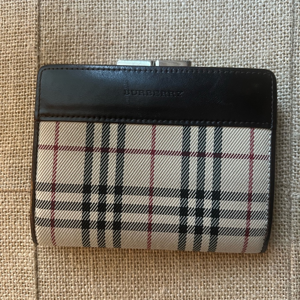 BURBERRY Nova Check Compact Brown Leather Kisslock Bi-fold Wallet EUC HOST PICK